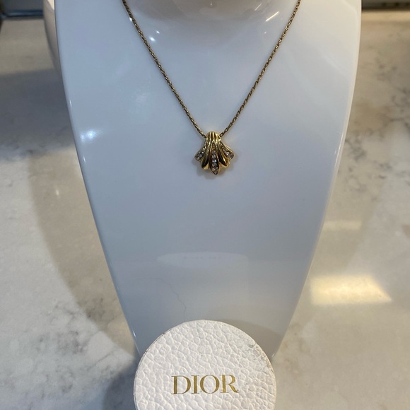 Christian Dior Germany  Shell‎ Rhinestone Necklace With Box - Picture 1 of 16